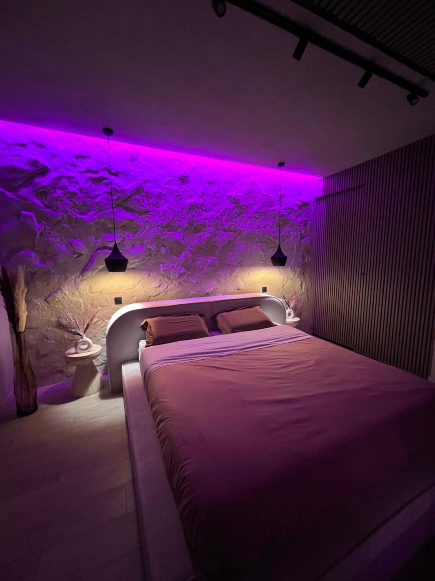 Harmony Room Suite Avec Balneo Angers Exterior foto